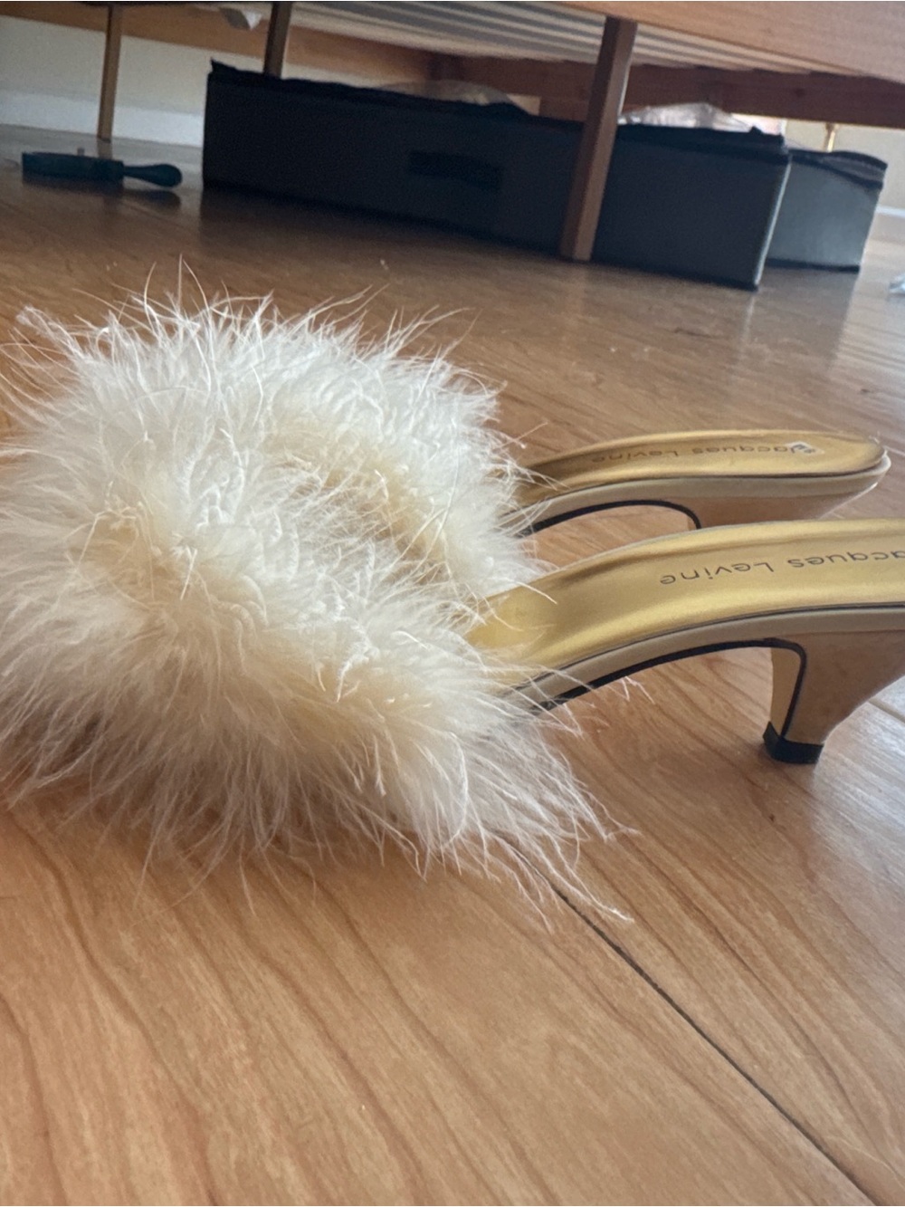 Jacques Levine feathered kitten heels